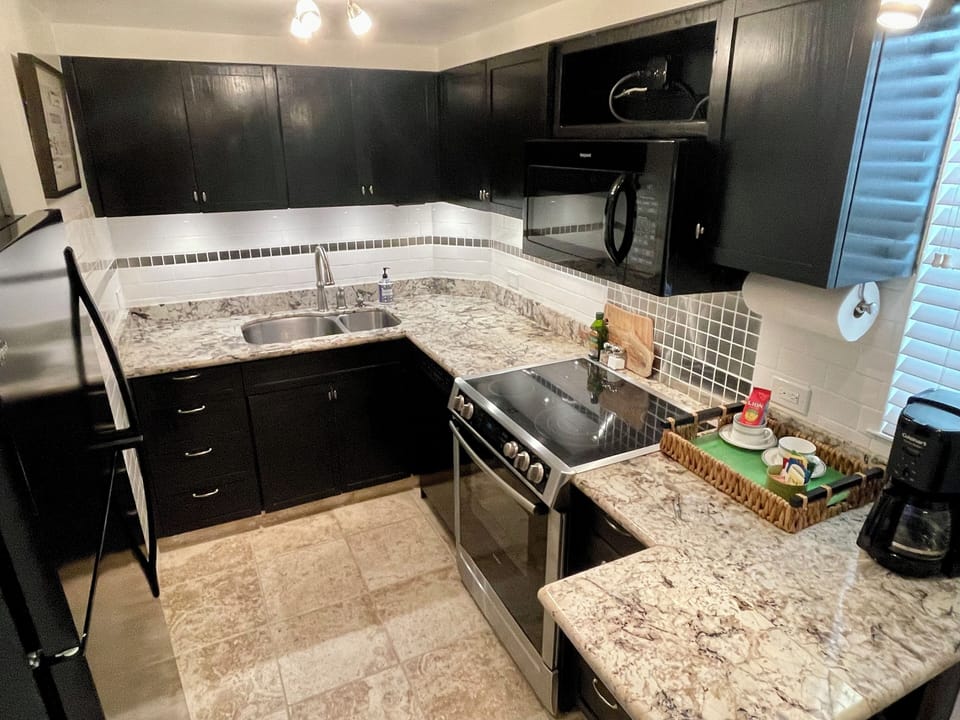 Fully equipped kitchen