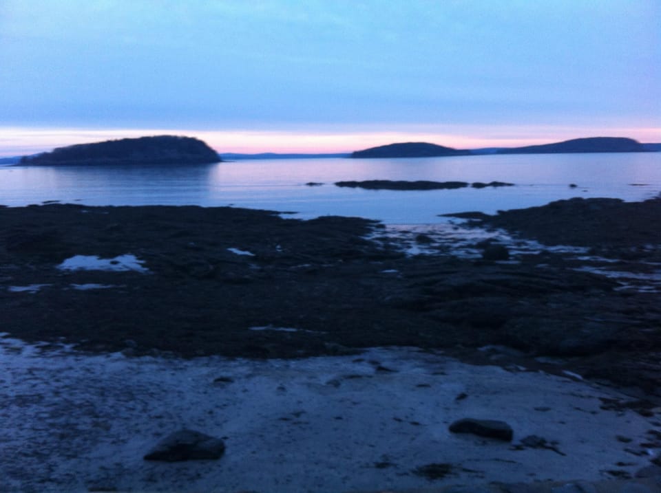 Historic Shore Path
Sunrise is a 5 min walk from us!
