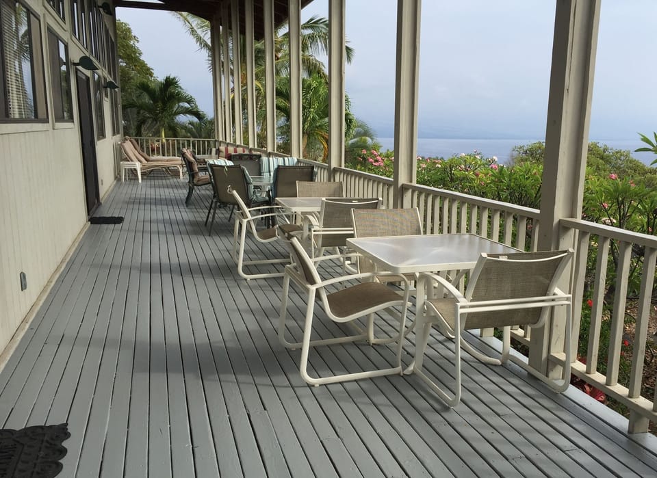 Front lanai