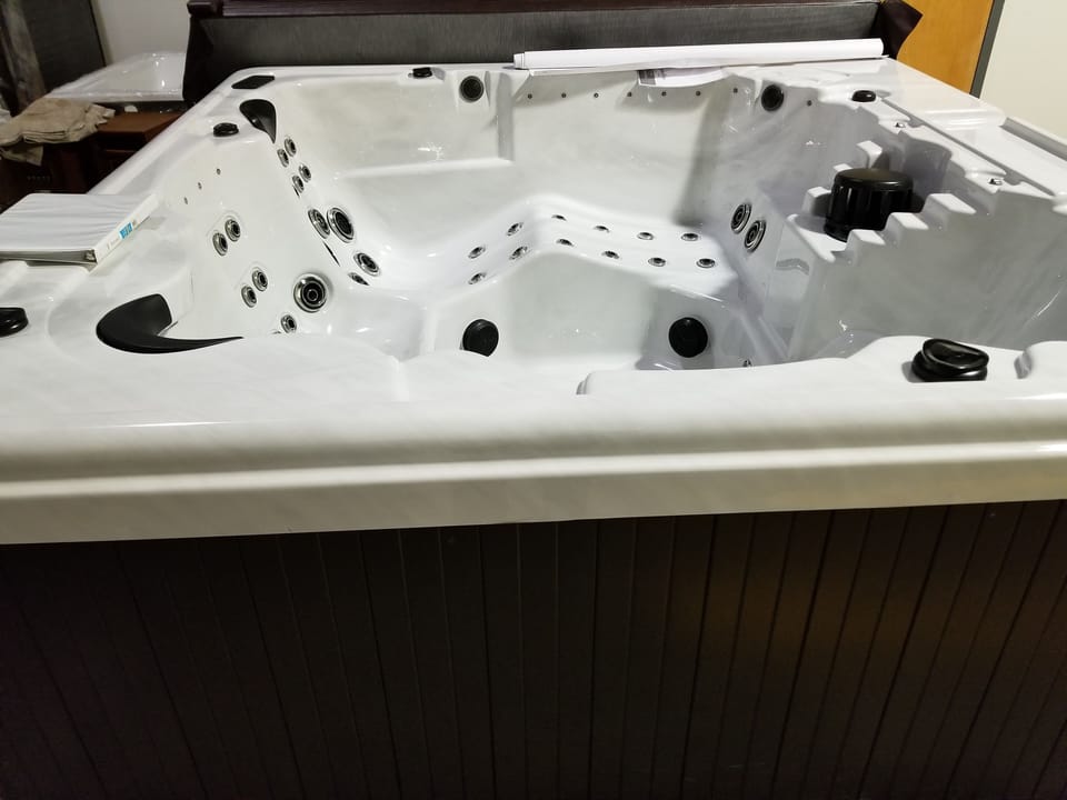 2 New Hot Tubs Seats 17 Guests 150 jets for Pain Relief Lights Up Surround Sound