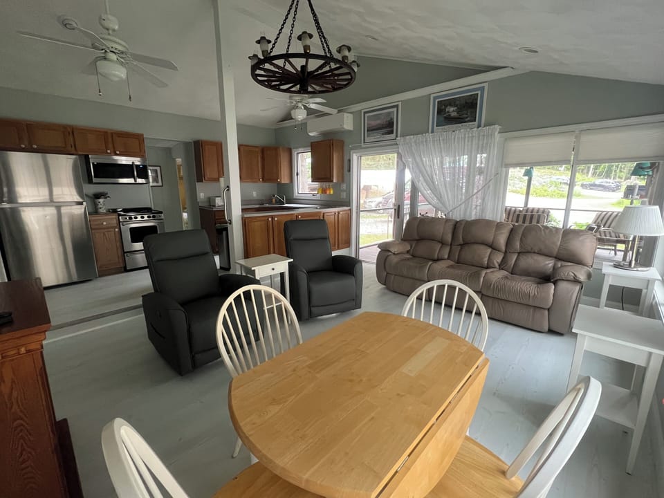 New flooring, fresh paint, new furniture. The living area is lovely!
