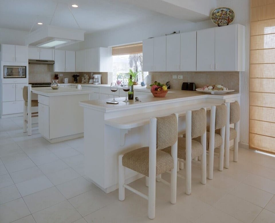Tortuga-Kitchen-Area-A-1024x830.jpg