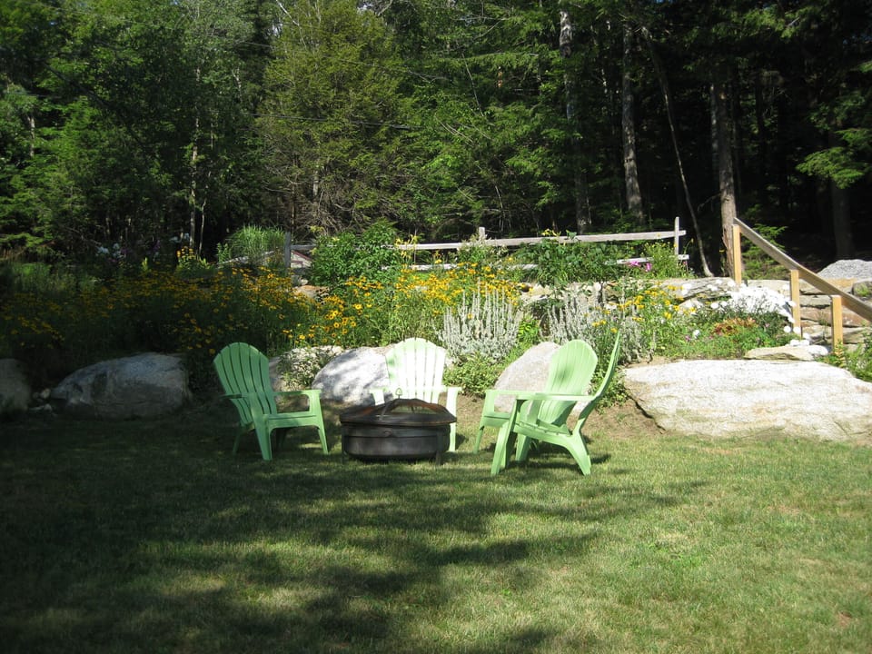 Outdoor seating and fire pit