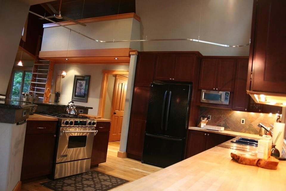 Kitchen with loft 