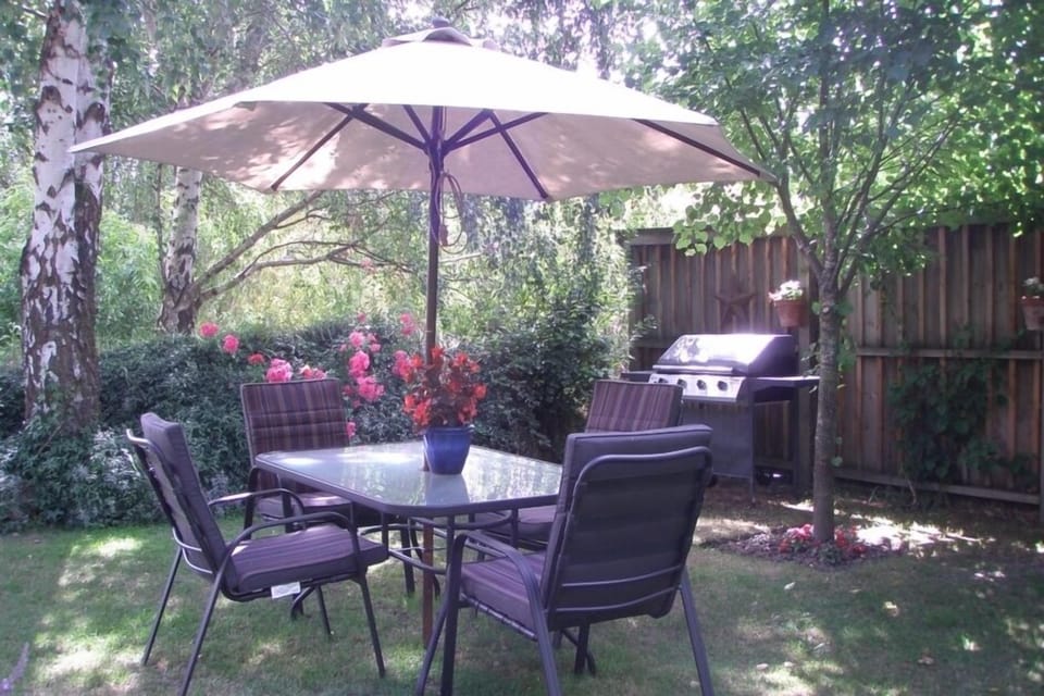 Garden and bbq