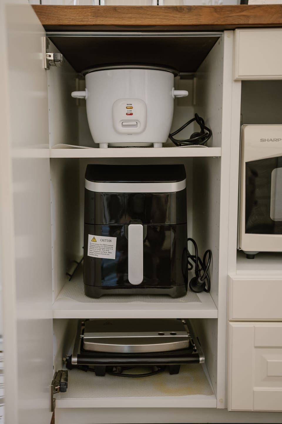 Rice cooker, Air Fryer, Sandwich Press


Credit: Aaron Robbins Photography QLD