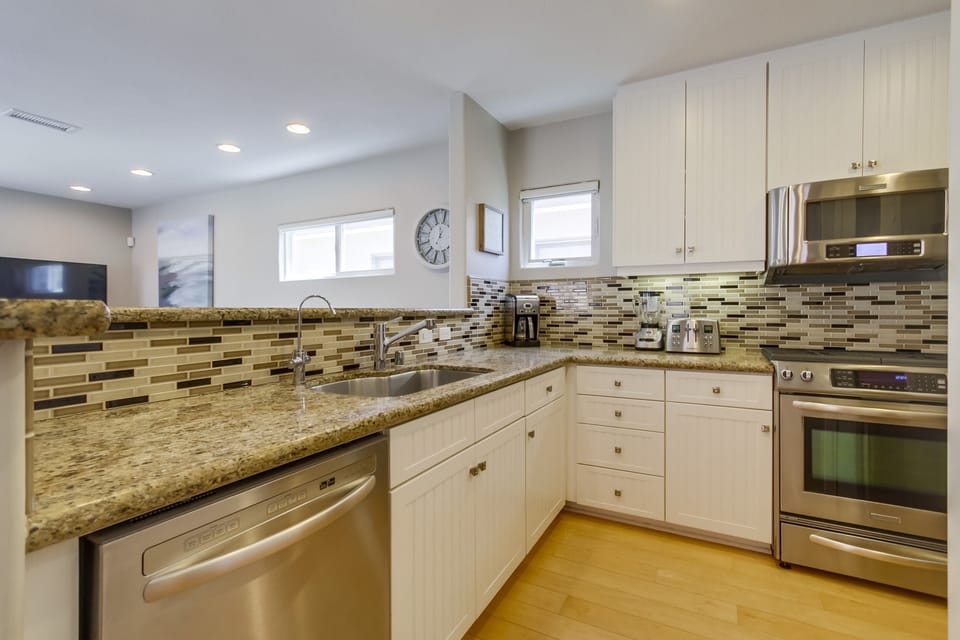 Modern kitchen.