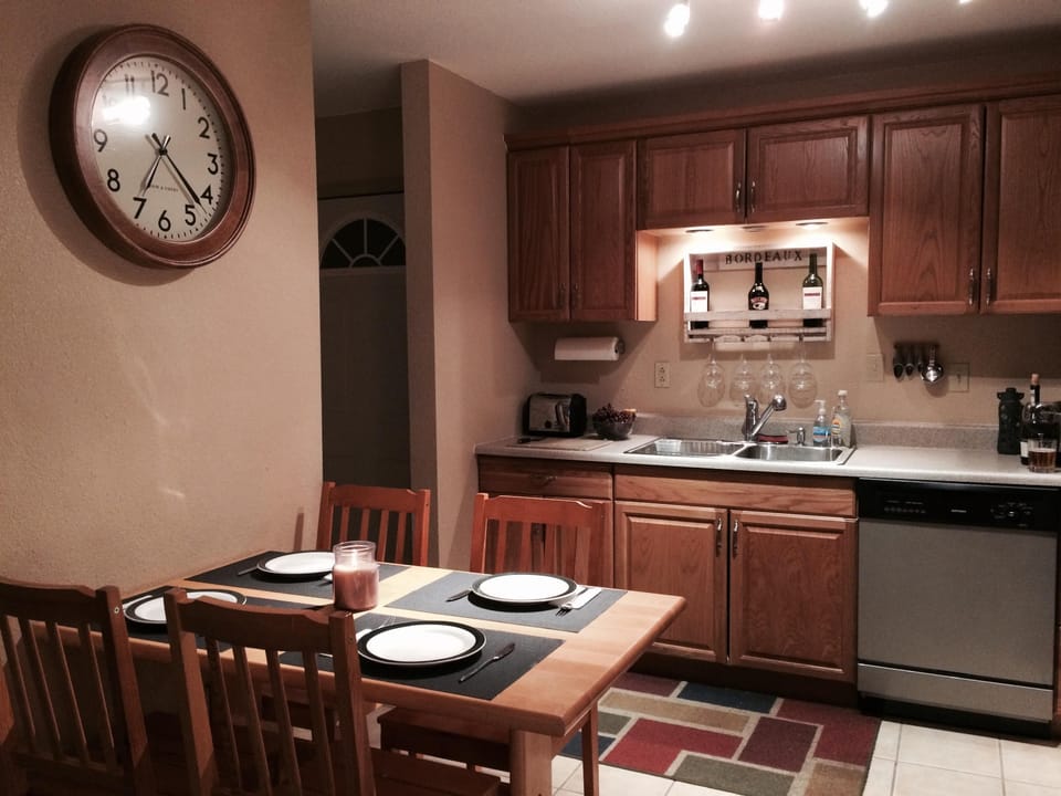 Kitchen with all your cooking needs.