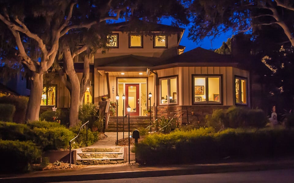 Your luxury retreat in Pacific Grove