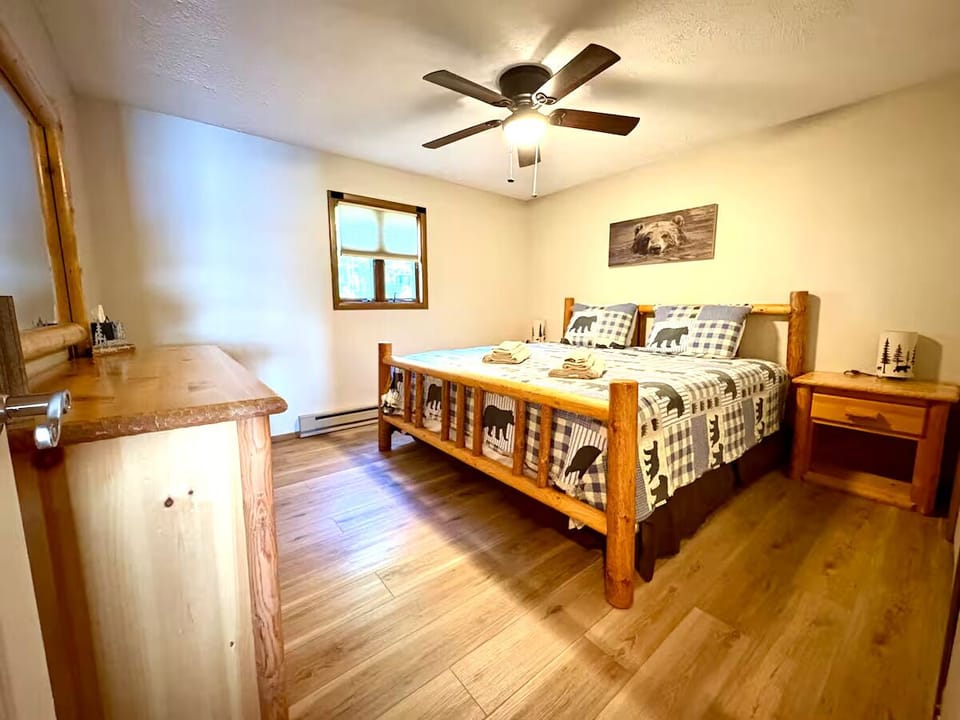 First floor bedroom with King Bed