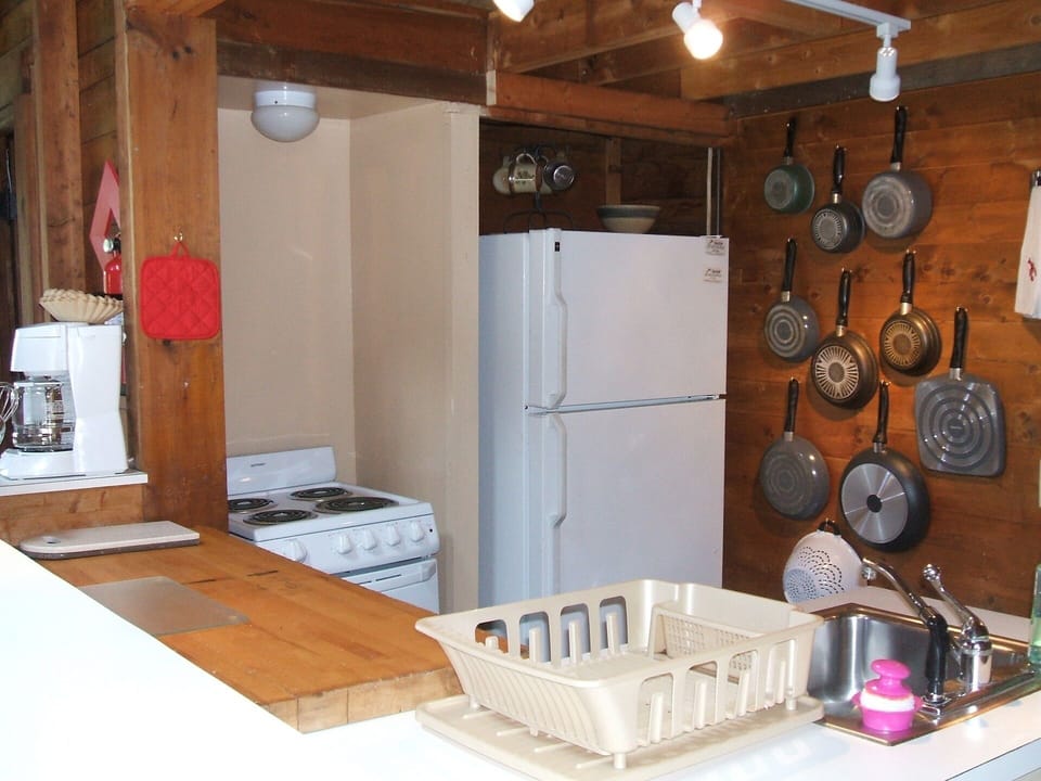 Well equipped kitchen