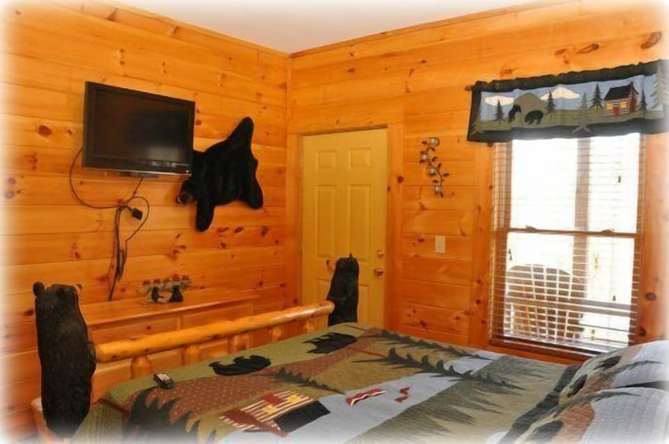 Downstairs Bedroom 2