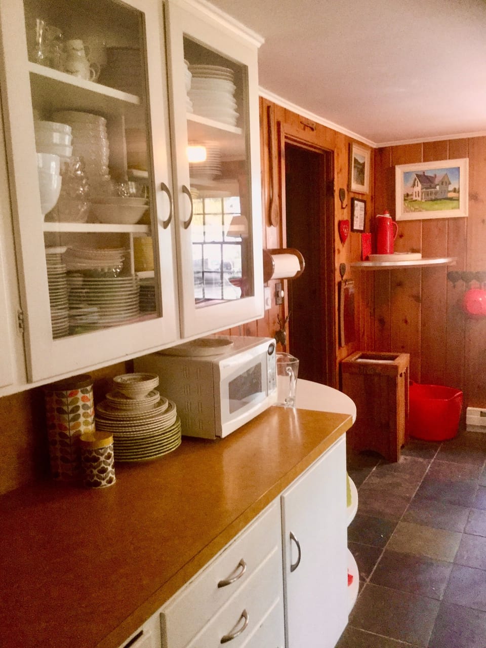 kitchen cabiinet/counter looking toward entrance to kitchen 