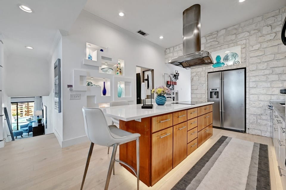 Designer art and custom niches throughout. 