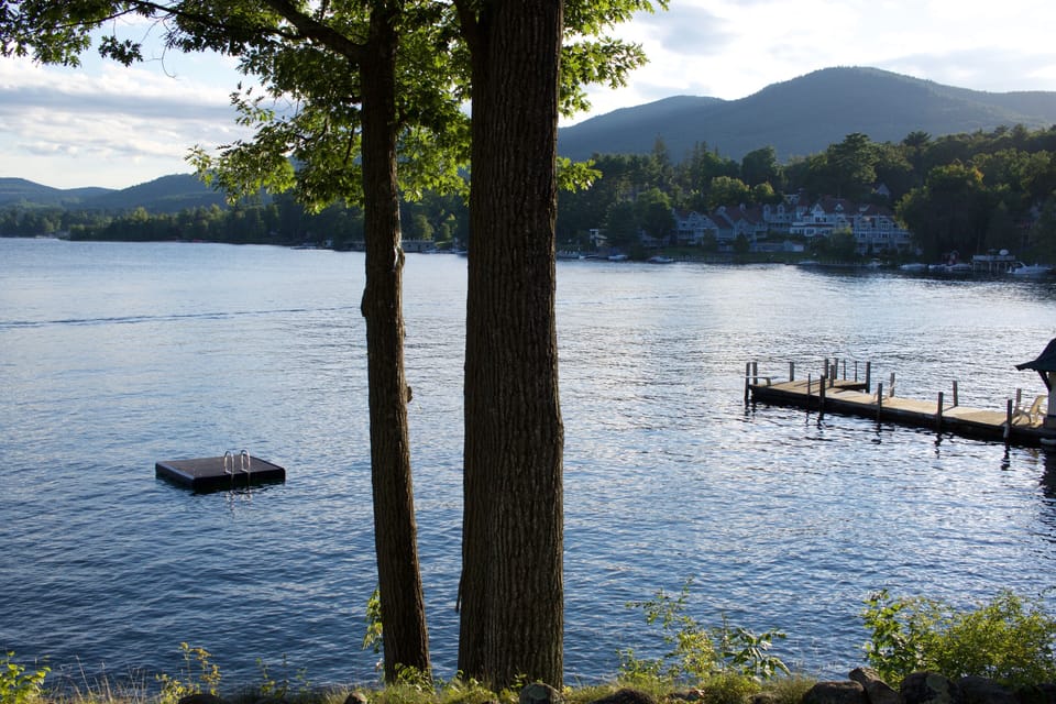 Swimming raft and cement dock