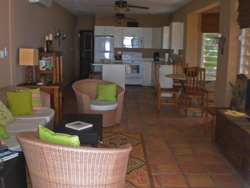 2 BR Apartment