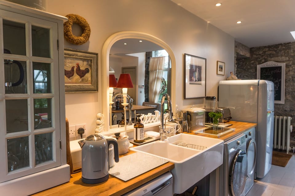 Double Sink, Washing Machine, Tumble Dryer, Dishwasher & 2 Fridges