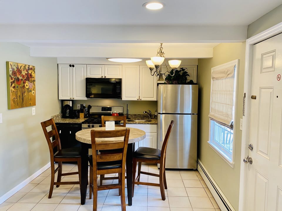 Kitchen with in dining seating