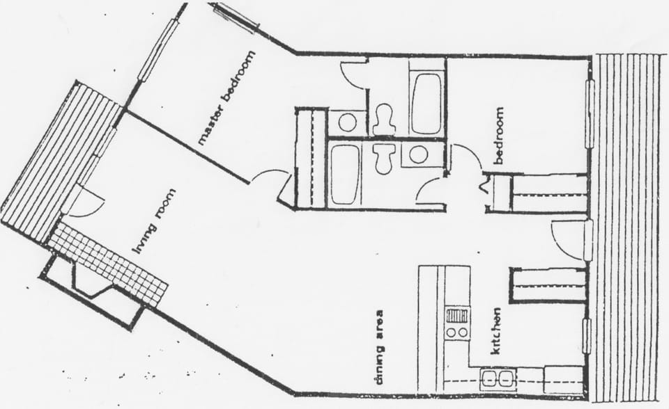 floorplan--mountain view=off LR deck. Entrance fr p-lot=thru rear deck + kitchen