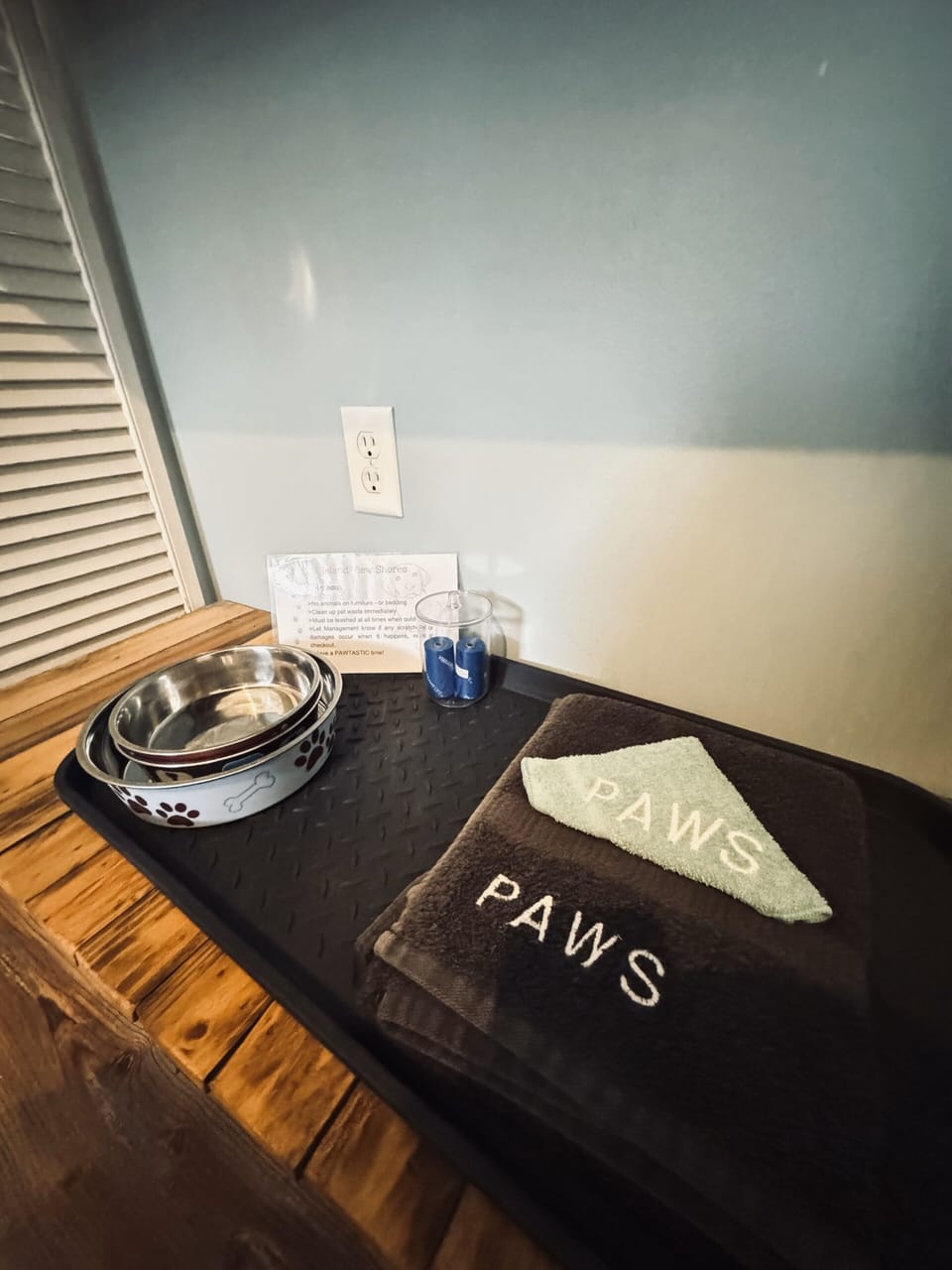 Your Pup will get dog dishes and their very own Paw Towels. 