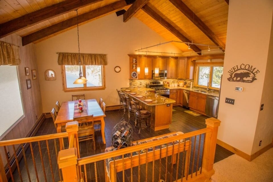 Kitchen and dining area