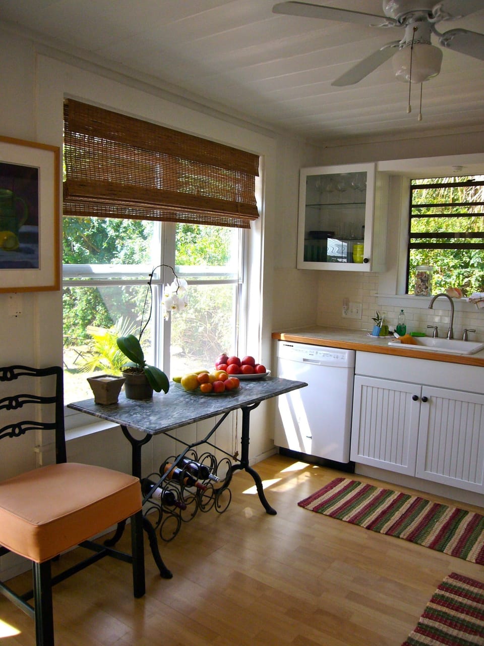 bright windows to the back yard