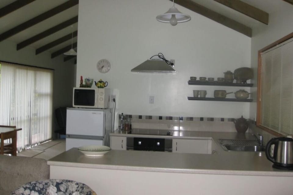 New fully-equiped kitchen