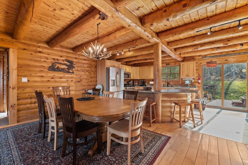 Kitchen is open to the dining area