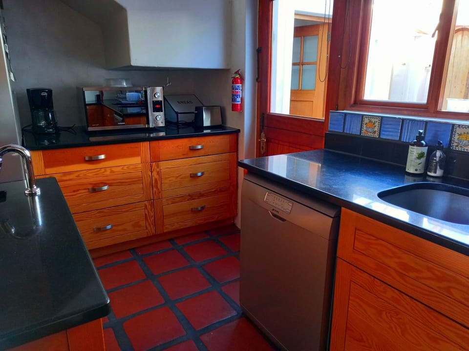 Dishwasher, microwave, coffee filter machine, toaster