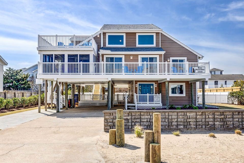 Front Exterior of Bear Necessities