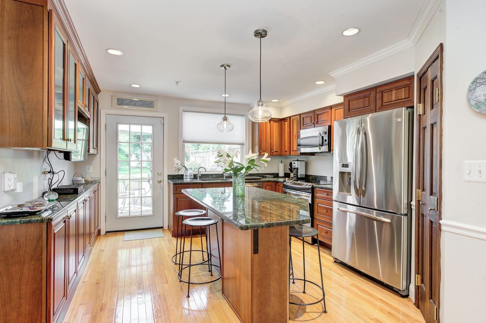 Kitchen with large island.