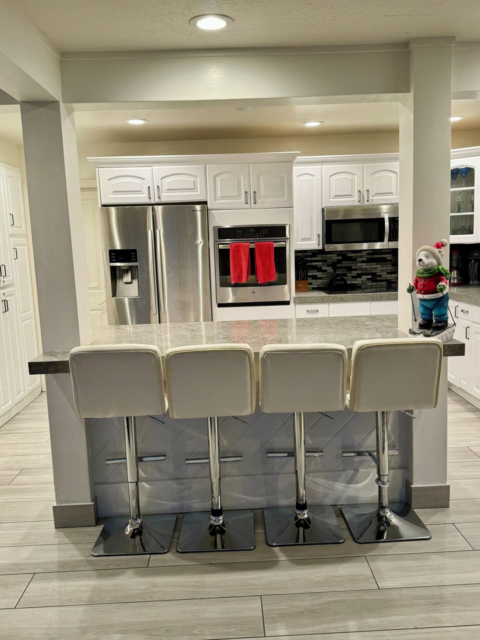 Breakfast bar