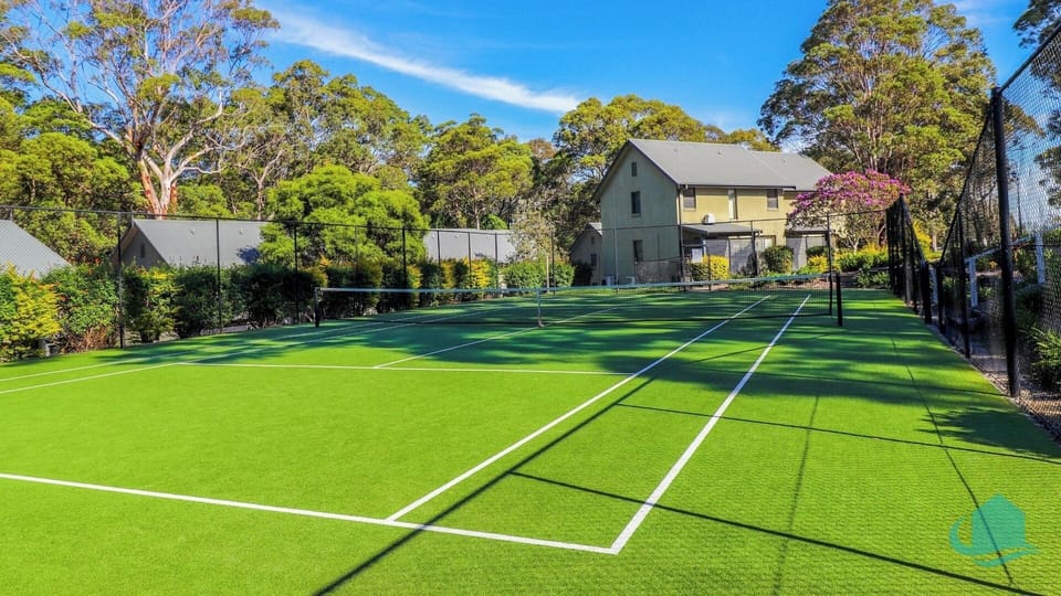 Tennis courts (must be booked via the resort reception)
