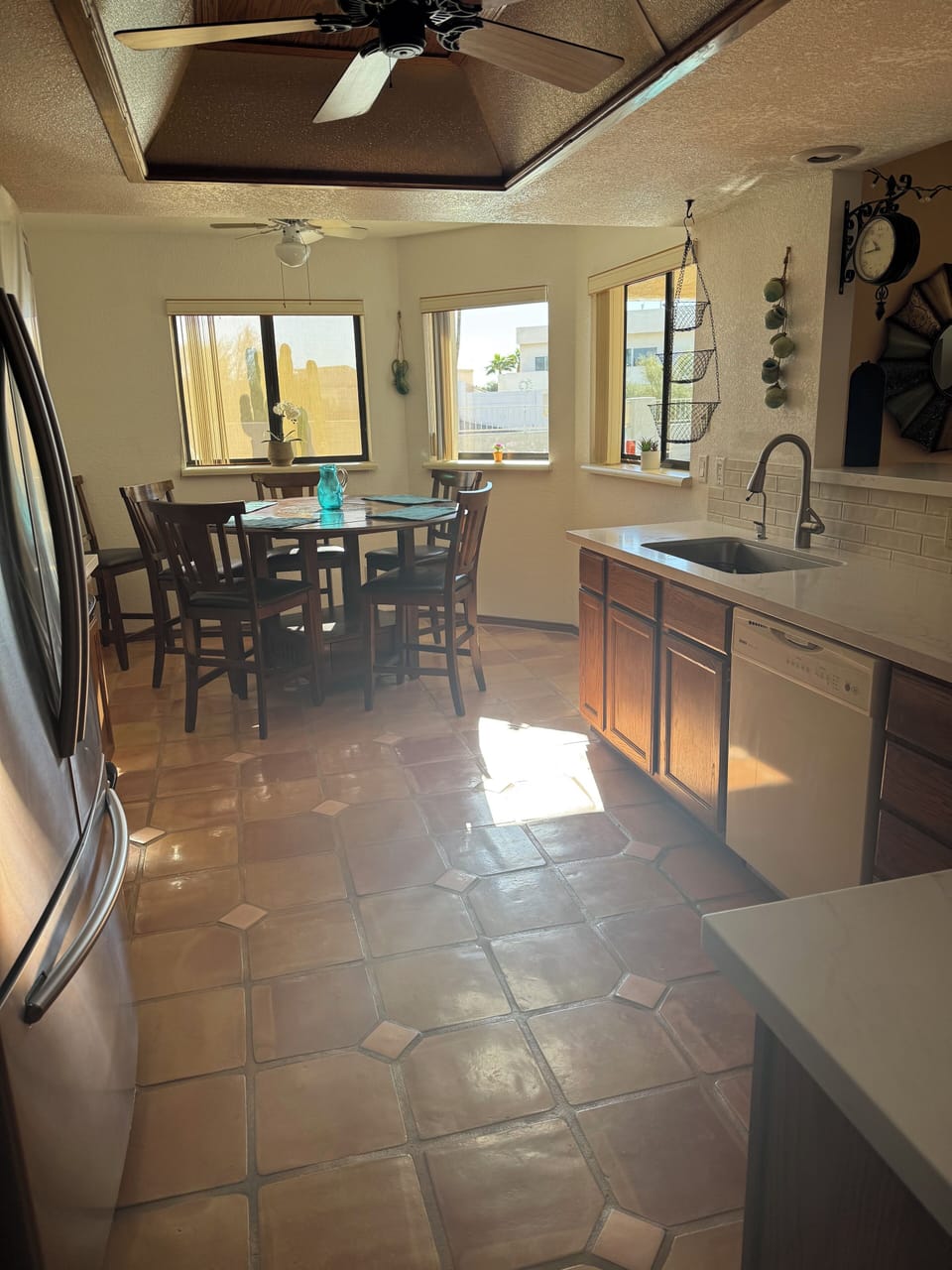 Cooks kitchen with plenty of amenities 