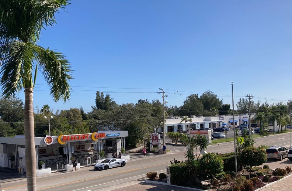 Restaurants, bars, a food market, and shopping right across the street