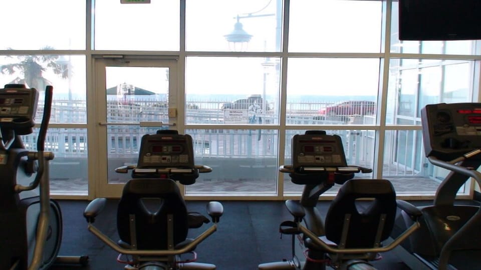 Exercise facility. Do your workout with a view of the pool and the beach!