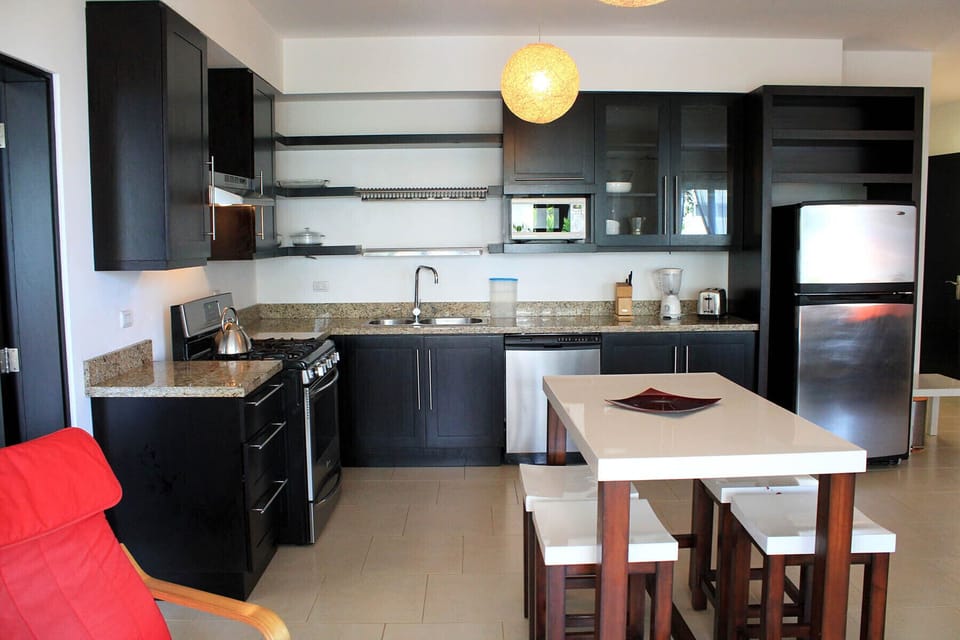 Fully-equipped kitchen