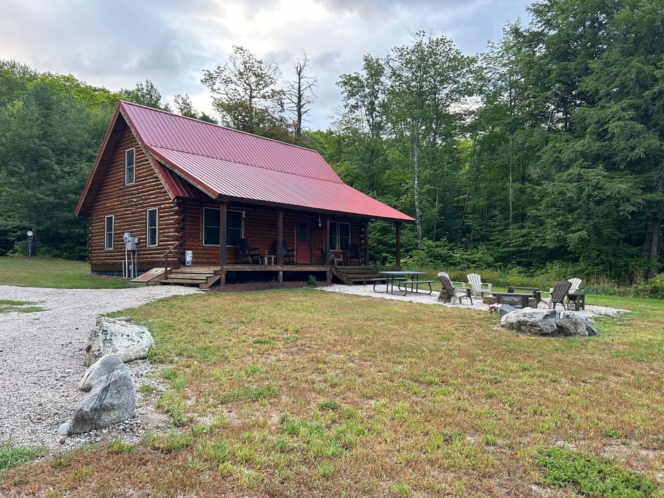 Cabin and Fire Pit Area