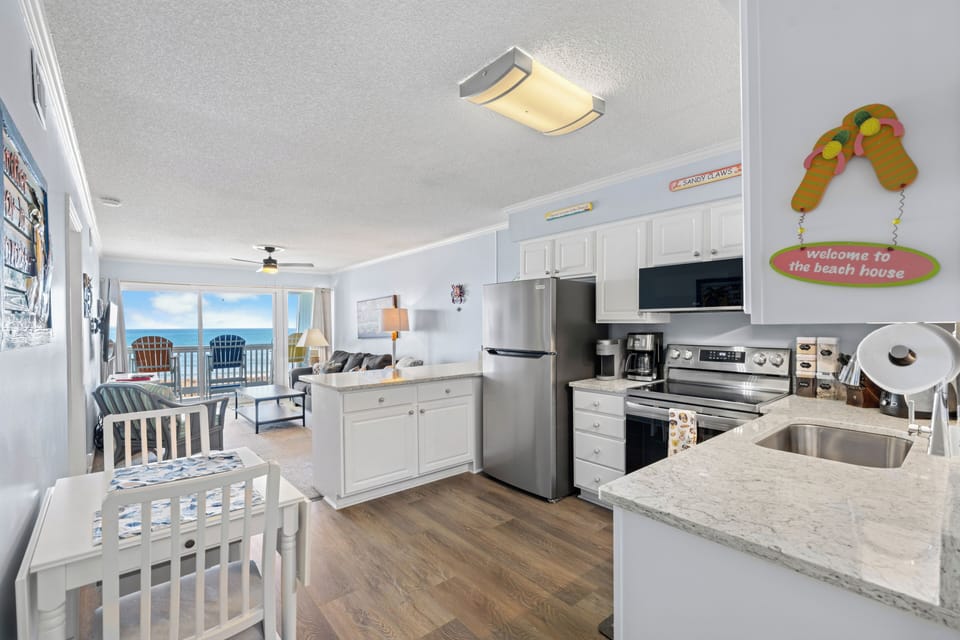 Brand new kitchen countertops and appliances 