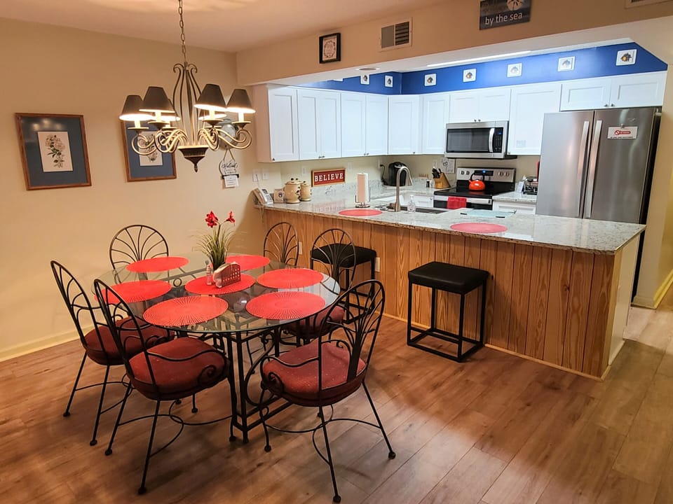 Seating at table or breakfast counter