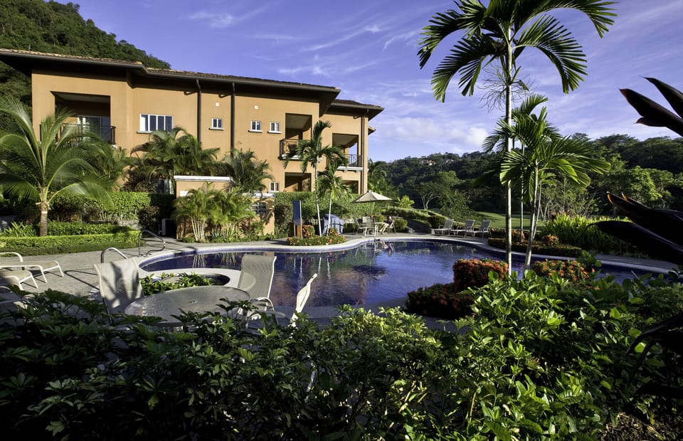 Pool Deck with Hot-tub, Barbecue and Restroom
