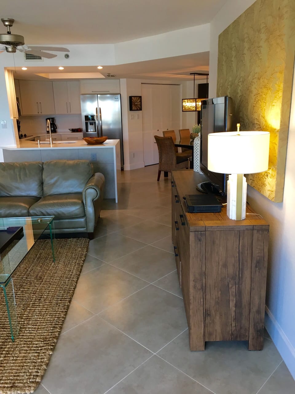 View from the living area to the kitchen. 

