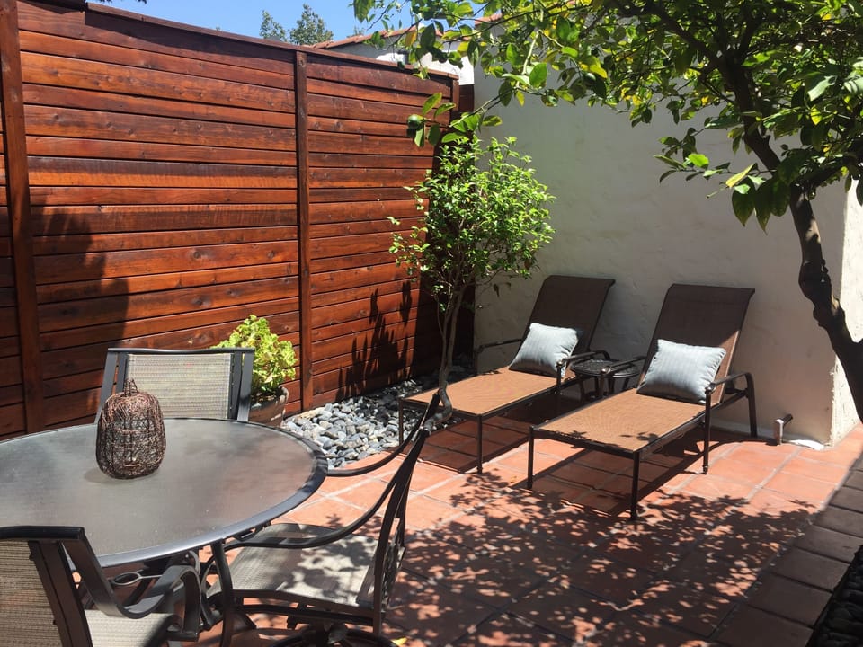 Patio Lounge Chairs