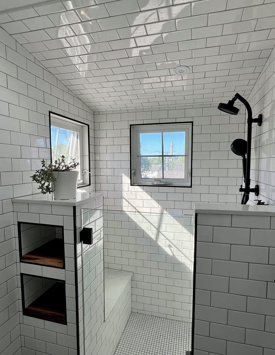 Airy bathroom and shower