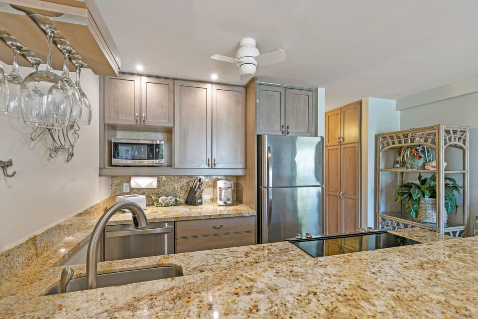Another view of the kitchen.