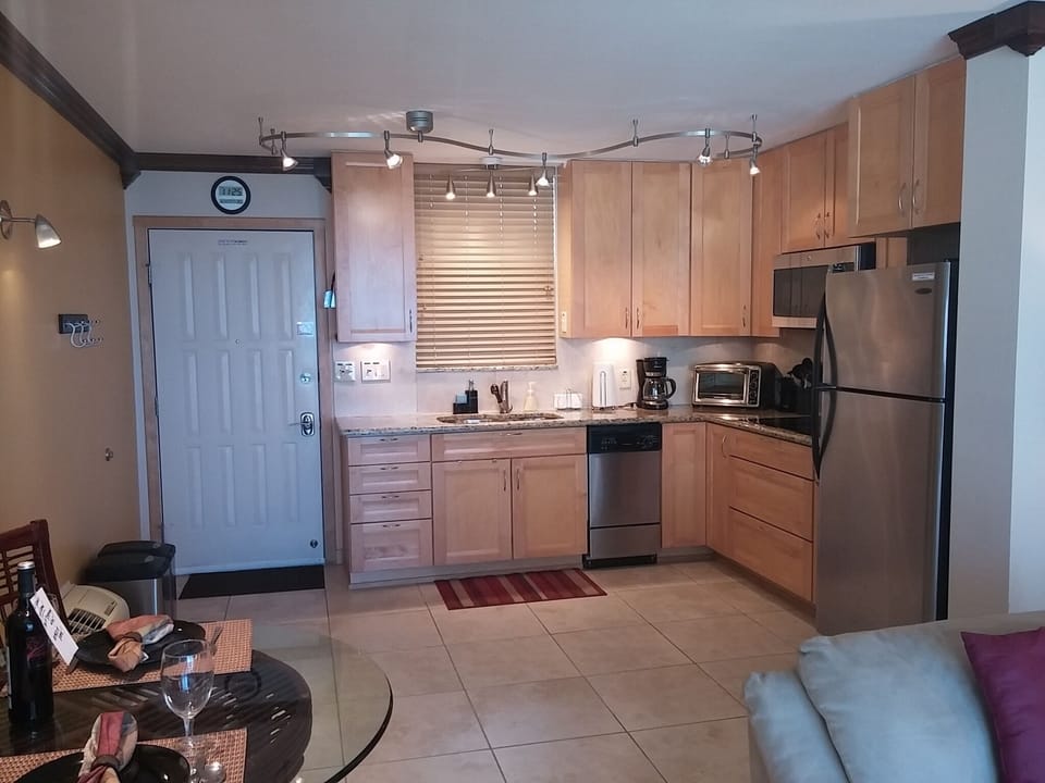 Spacious Layout, With Fully Applianced Stainless Steel Kitchen!!!