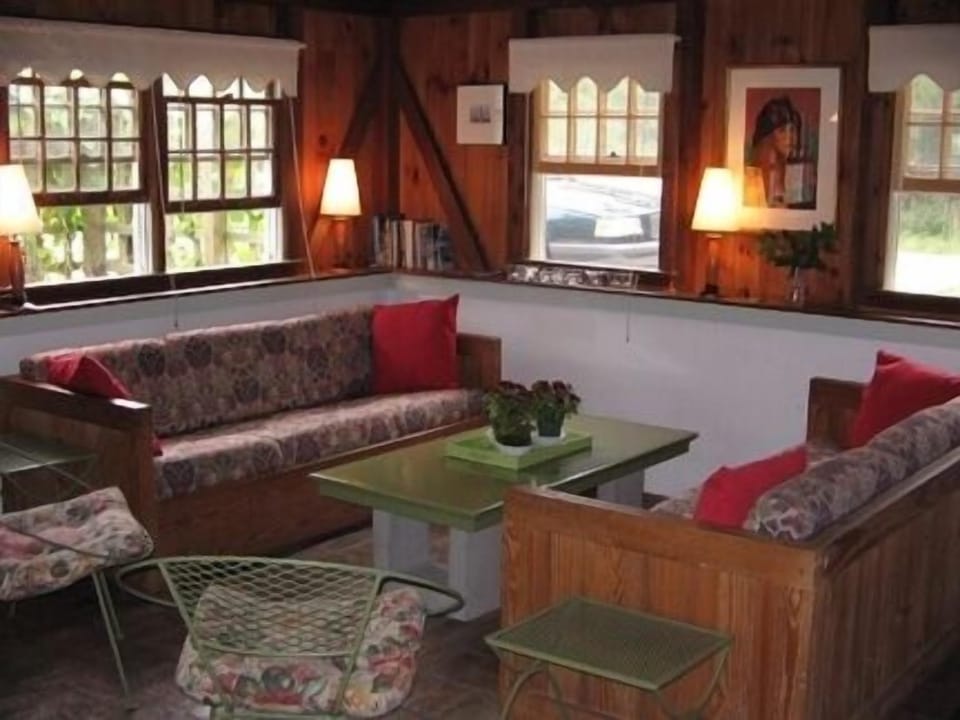 Living Room detail