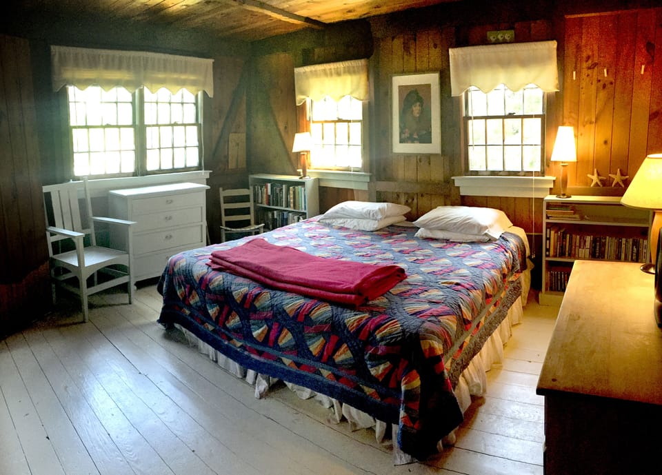 Bedroom #2 (w/ king bed configured)