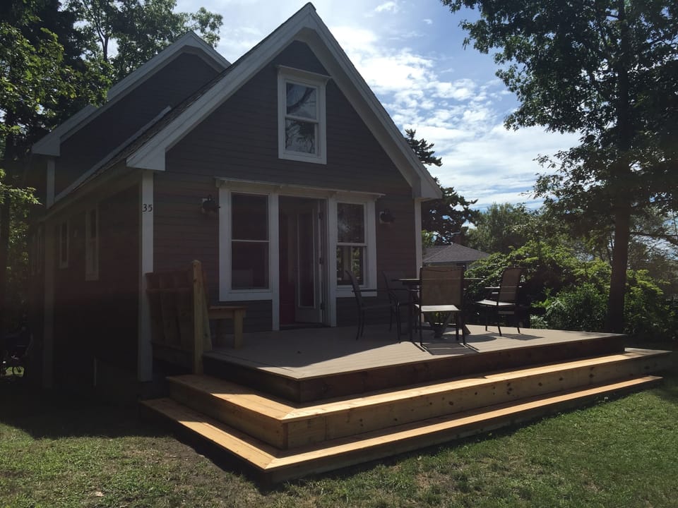 Front deck