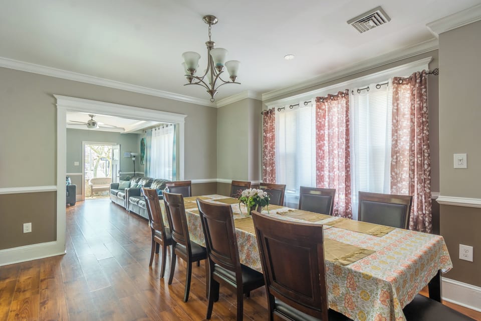 Dining room table